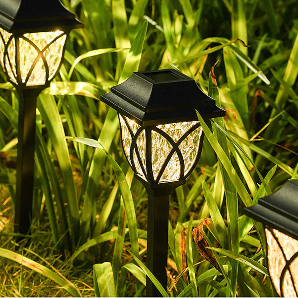 L' Éclairage Solaire de Jardin au Charme Naturel - des Lampes Élégantes pour L' Extérieur
