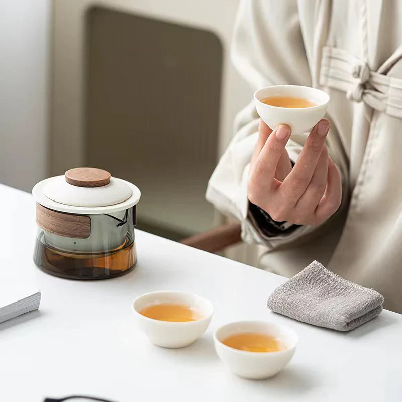 Set de Thé Portable et Élégant avec Théière et Tasses - Parfait pour les Voyages