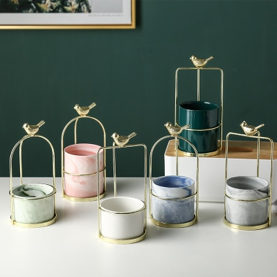 Des Jardinières Au Design D' Oiseaux Pour Une Décoration Élégante