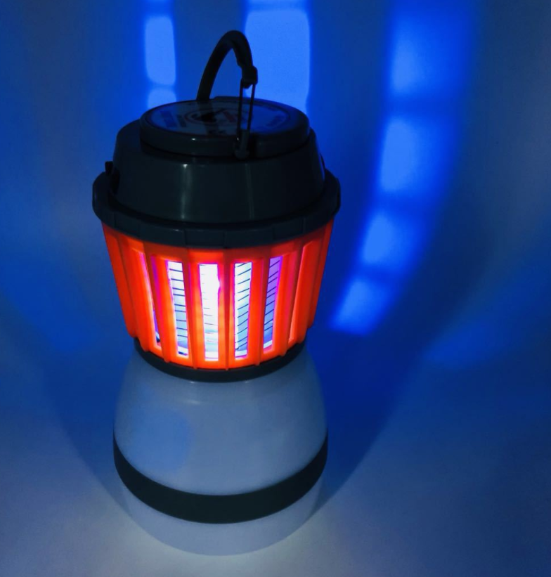 Lampe Solaire LED Anti-moustiques avec Lanterne Intégrée - Protection Efficace contre les Insectes et Éclairage pour le Jardin et le Camping