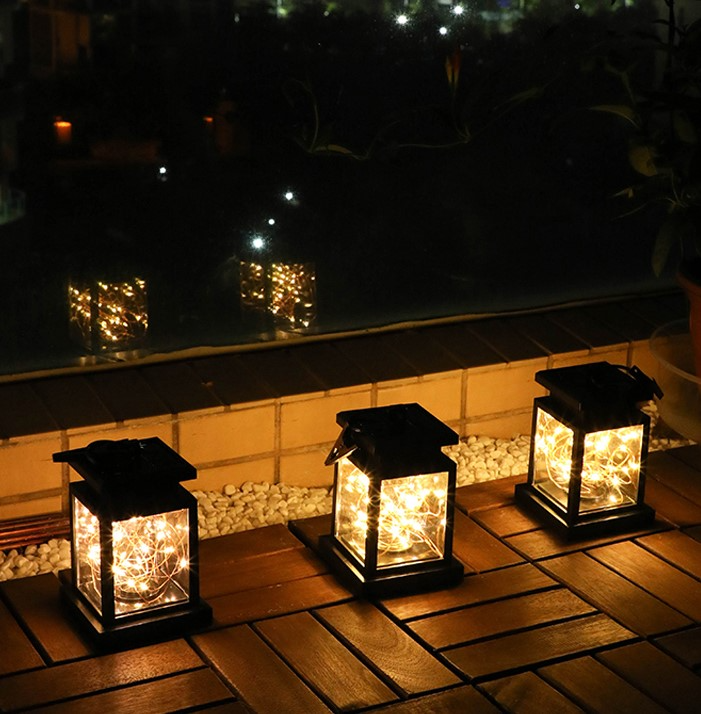 Lanterne Solaire à Led avec Fil Lumineux et Clip de Suspension - Eclairage de Jardin Étanche pour Terrasse et Balcon