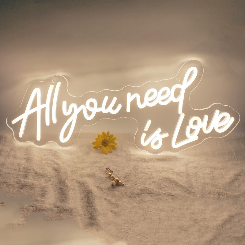 L' Inscription Néon ' All You Need Is Love ' - Éclairage Mural Led Décoratif Pour L' Intérieur