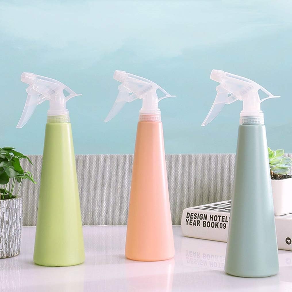 Dispositif de Pulvérisation pour Plantes au Design Moderne pour un Arrosage Précis des Plantes