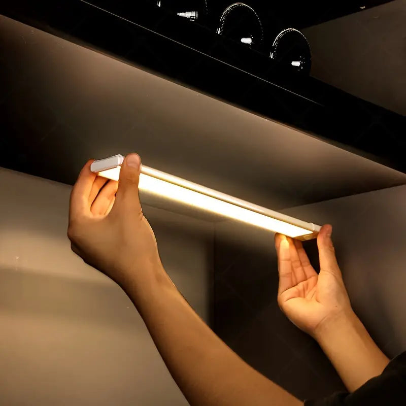 Bande Lumineuse Led Pratique avec Détection de Mouvement