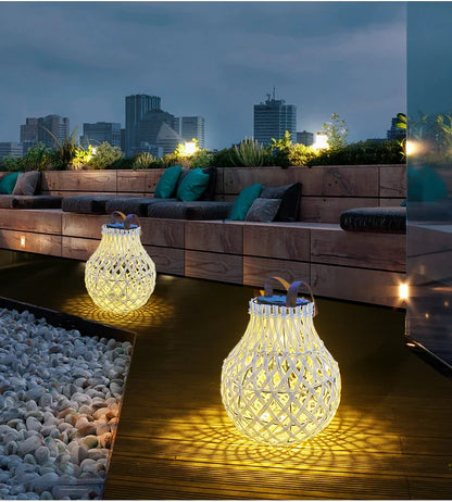 Lanterne Solaire LED en Rotin - Grand Éclairage Extérieur en Forme D' Ovale pour le Jardin et la Terrasse