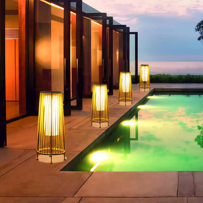 Lanterne Solaire LED en Rotin - Grand Éclairage Extérieur en Forme D' Ovale pour le Jardin et la Terrasse