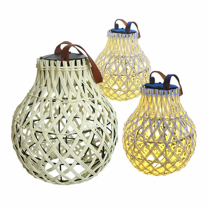 Lanterne Solaire LED en Rotin - Grand Éclairage Extérieur en Forme D' Ovale pour le Jardin et la Terrasse