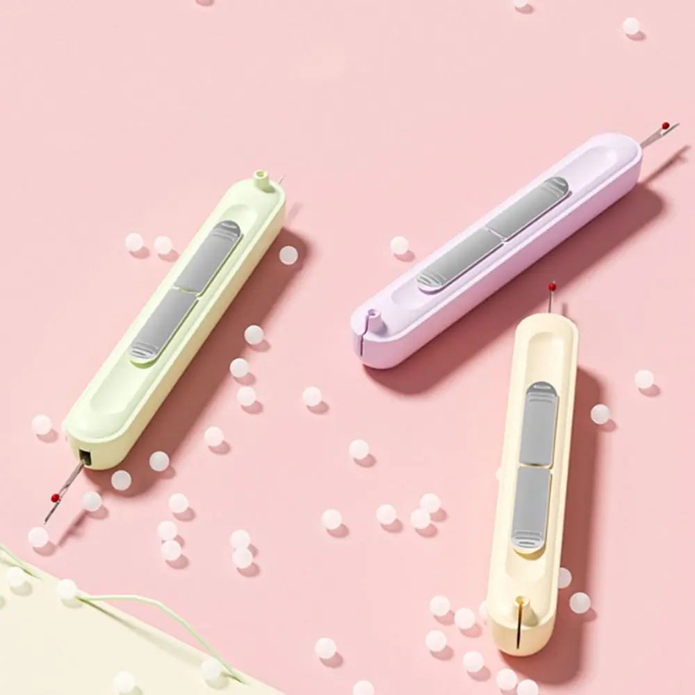 Aide à L' Enfilage de L' Aiguille 2en1