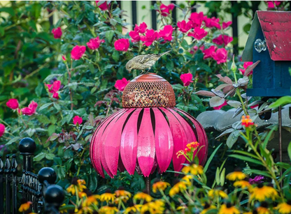 Station de Nourriture pour Oiseaux au Design Floral