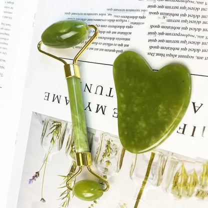 Instant Glow Gua Sha & Jade Roller Set | pour une Peau Éclatante et une Détente Naturelle